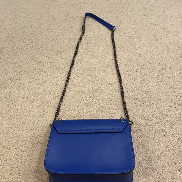 Blue studded crossbody handbag - Picture 5 of 5